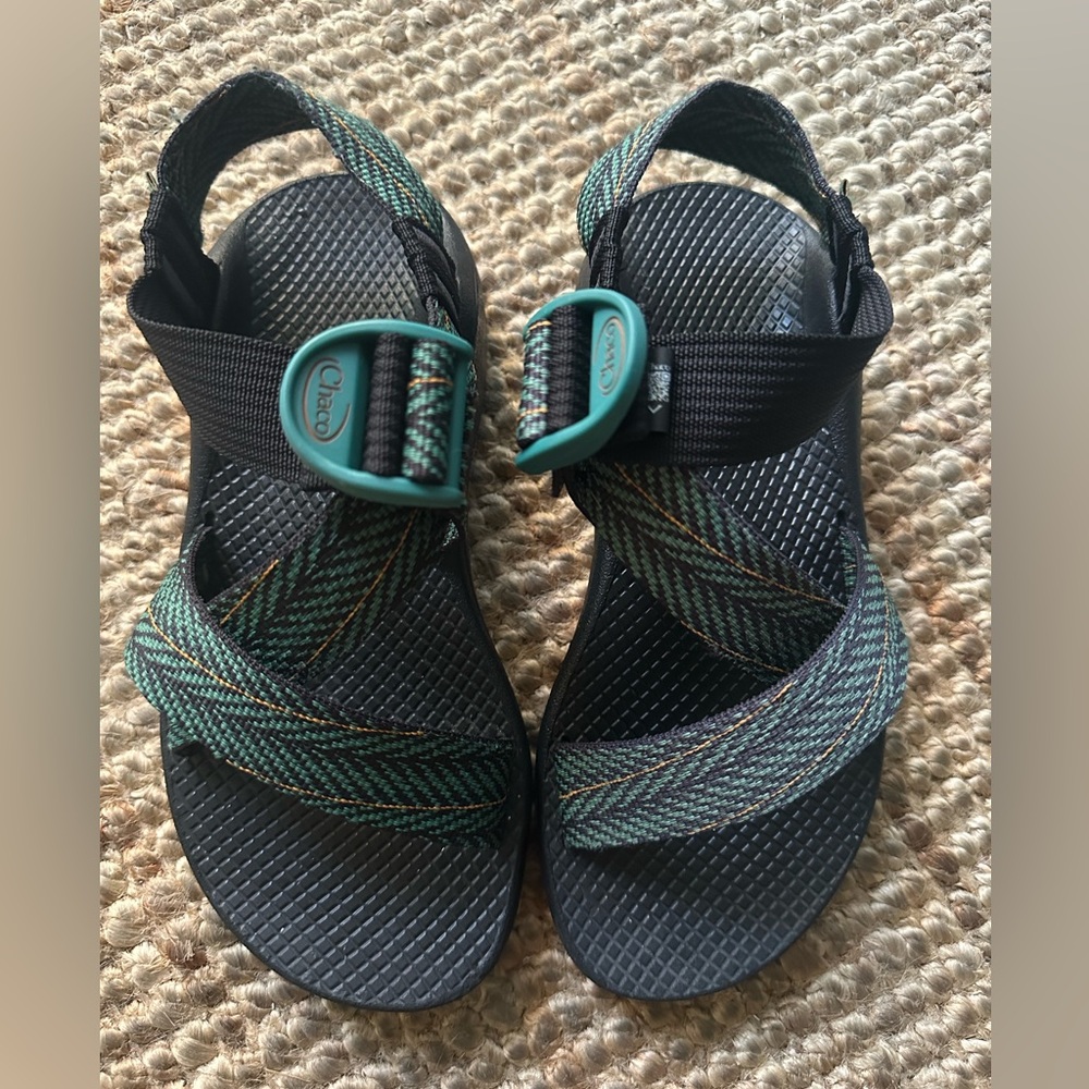 Chaco Cloud Teal and Black sandals